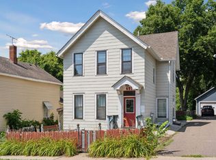 697 5th St E, Saint Paul, MN 55106