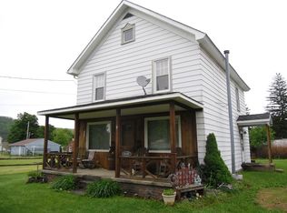 9 2nd St, Roulette, PA 16746