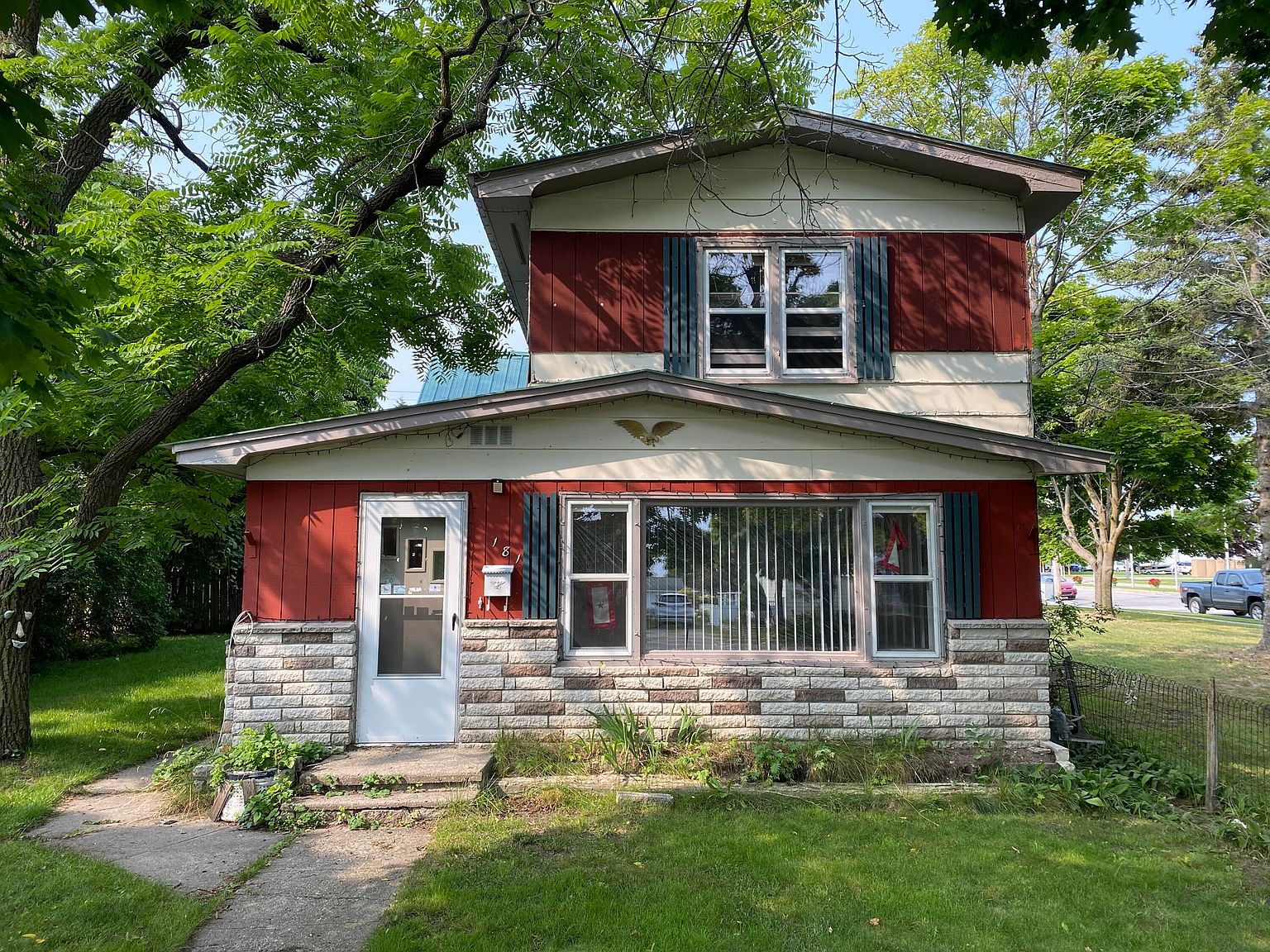 181 N 1st St, Rogers City, MI 49779 Zillow