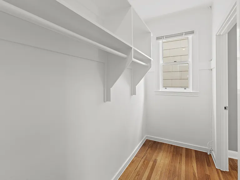 96 Toledo Way — Photo 13