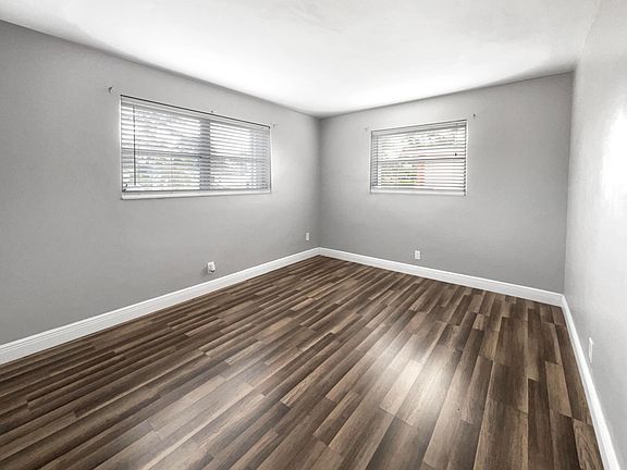 5th image of 4011 NW 37th Terrace