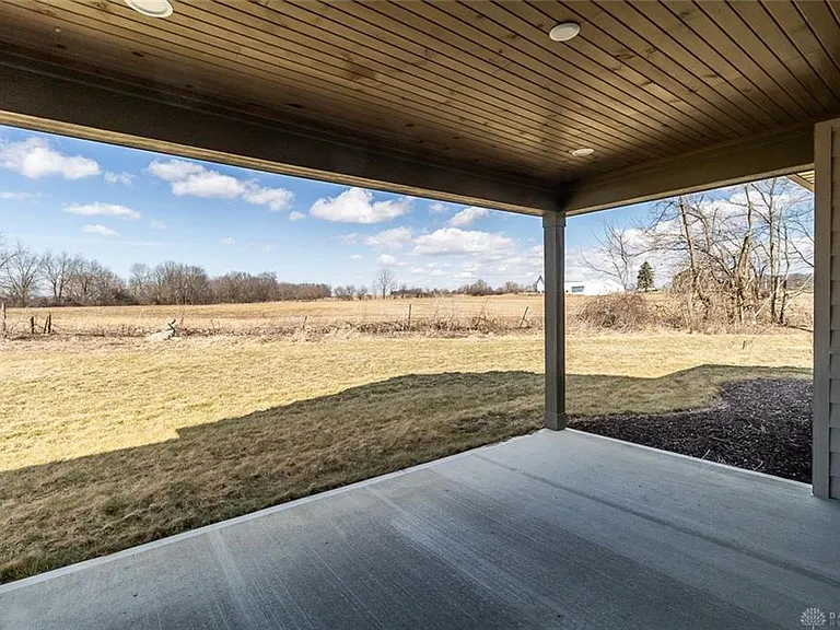1025 Baker Rd — Photo 46