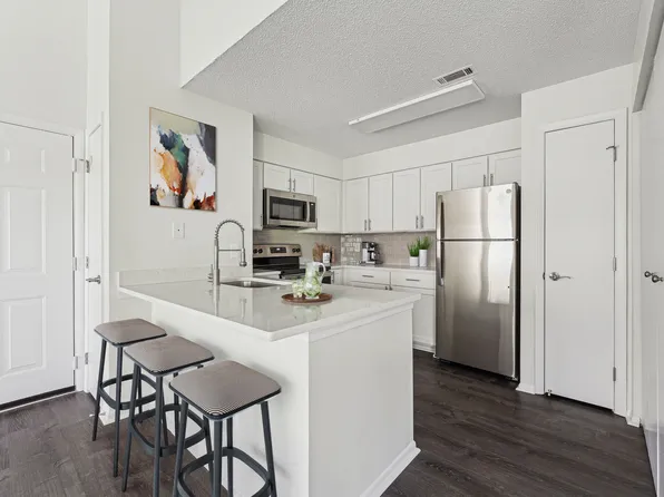 Windsor at Fairlakes