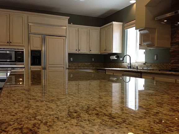 3rd image of 3241 Lori Ct