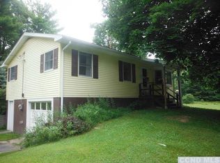 80 Stone Jug Rd, Craryville, NY 12521