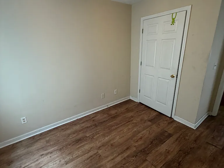 113 Hill St #B — Photo 7