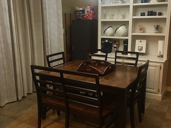 Large dining room 