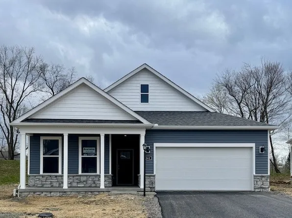 369 Gleneagles Dr, Butler, PA 16001