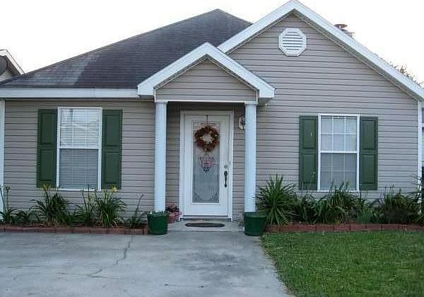 1st image of 140 Earline Dr