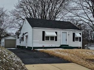 6225 Peurifoy Ave, Saint Louis, MO 63134