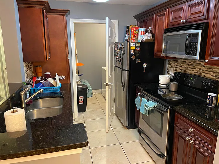 7301 Santa Fe Pkwy — Photo 3