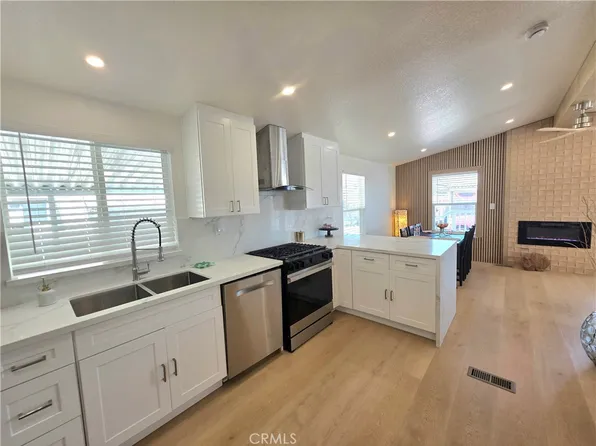 24200 Walnut St Spc 52, Torrance, CA 90501
