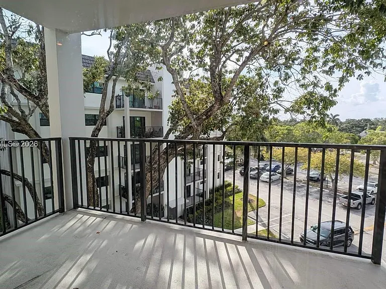 900 River Reach Dr #404 — Photo 24