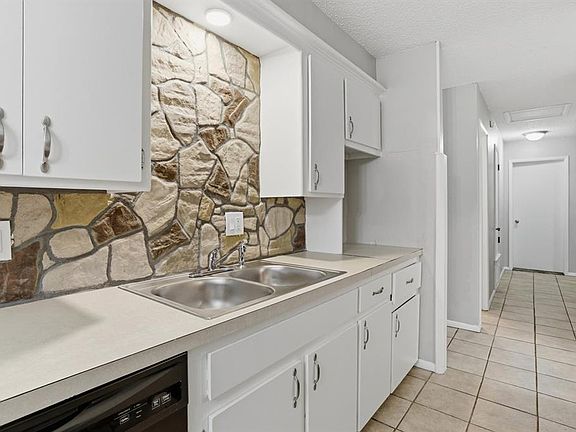 4th image of 5704 NW 33rd St