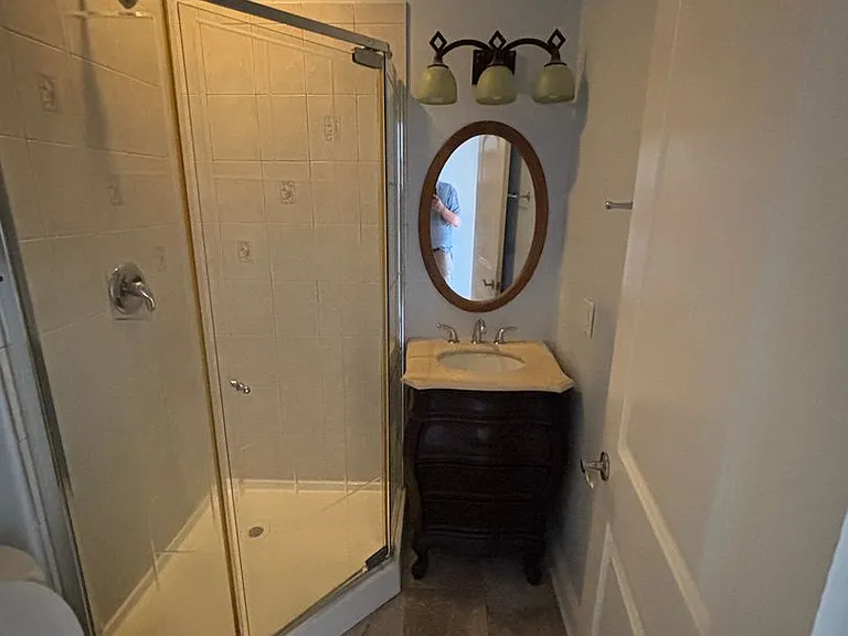 5724 N Mozart St #2A — Photo 6