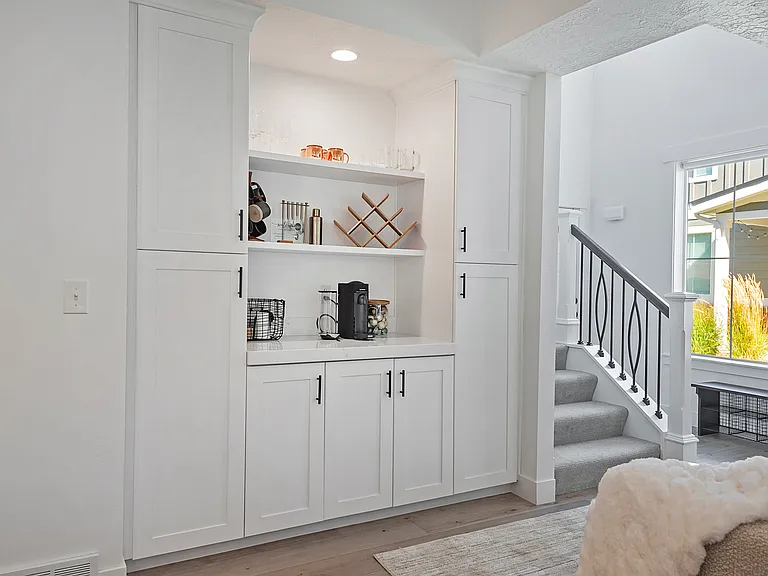 3963 S Mill Farm Ln — Photo 4