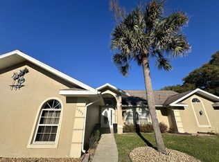 5953 NE 62nd Court Rd, Silver Springs, FL 34488