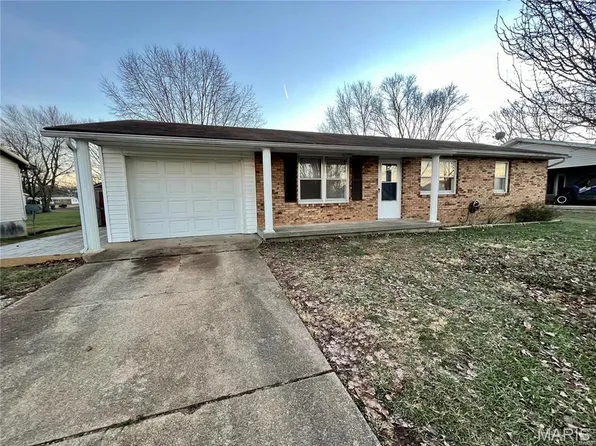 311 Sherlock Dr, Fredericktown, MO 63645