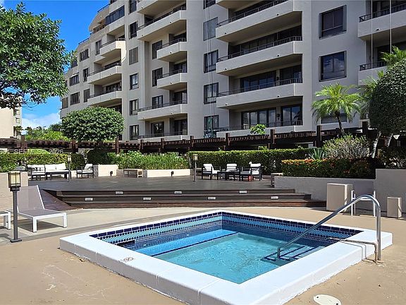 2nd image of 251 Crandon Blvd APT 441