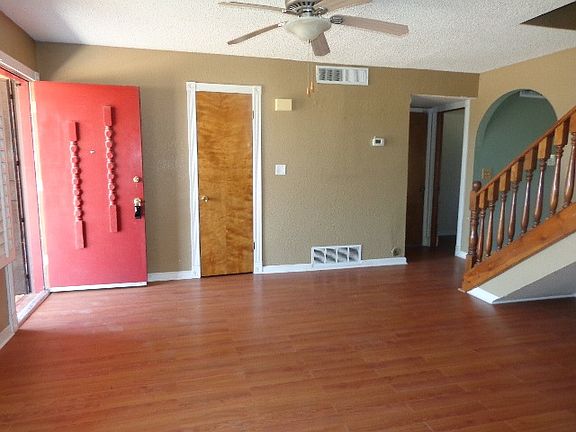 3rd image of 3129 Matagorda St