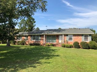 121 S 7th St, Cochran, GA 31014