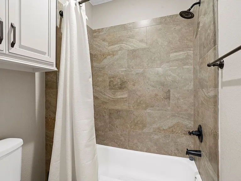 6806 Heron Dr — Photo 39
