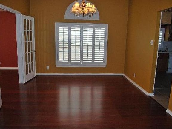 3rd image of 2755 Montebello