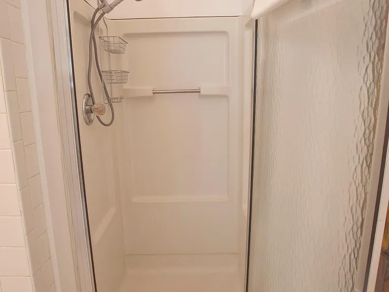 87 Druid Cir NE #B — Photo 7
