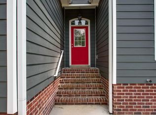 120 Laken Ln, Dickson, TN 37055