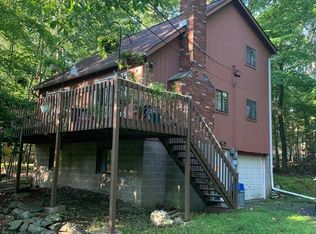 2130 Apley Dr, Bushkill, PA 18324