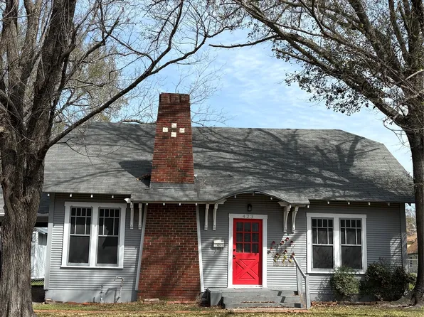 423 E Navasota St, Groesbeck, TX 76642