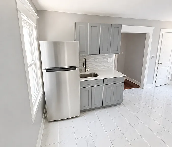 32 Alstrum St #2 — Photo 3