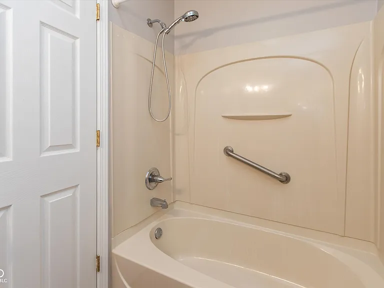 2099 Galaxy Dr — Photo 17