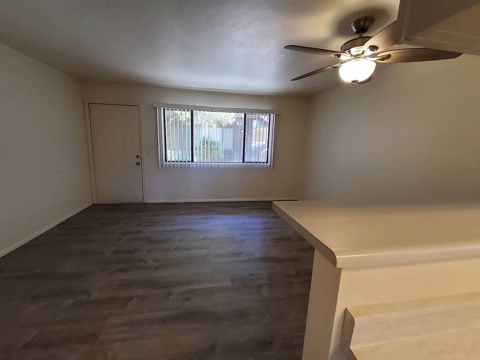 Creekside Apartments — Photo 4