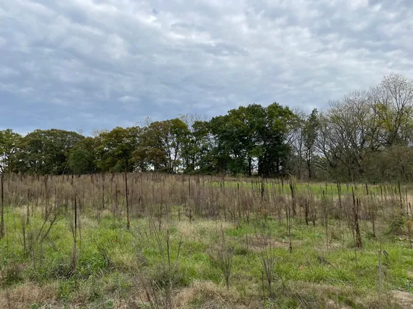 5186 Hickory Pointe Woods SE, Ada, MI 49301