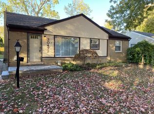 30472 Elmira St, Livonia, MI 48150