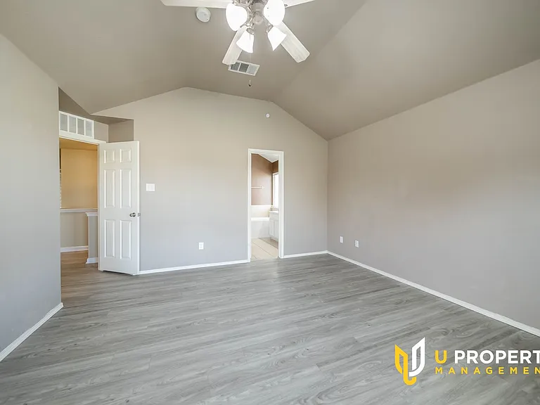 3501 Aldersyde Dr — Photo 24