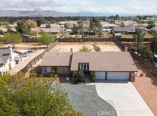 20163 Ochoa Rd, Apple Valley, CA 92307