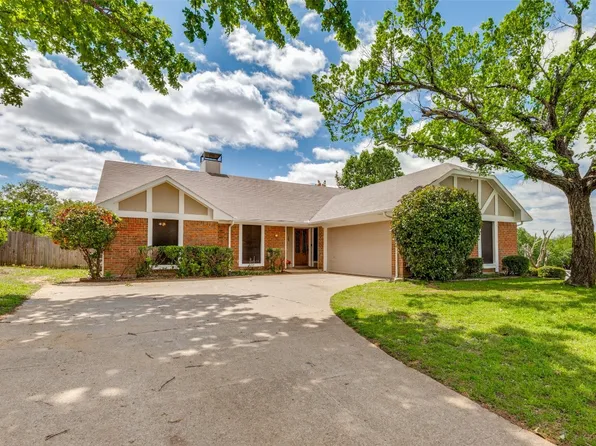 500 Morningside Dr, Euless, TX 76040