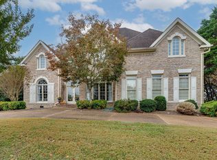 2020 Marina Cove Dr, Hixson, TN 37343