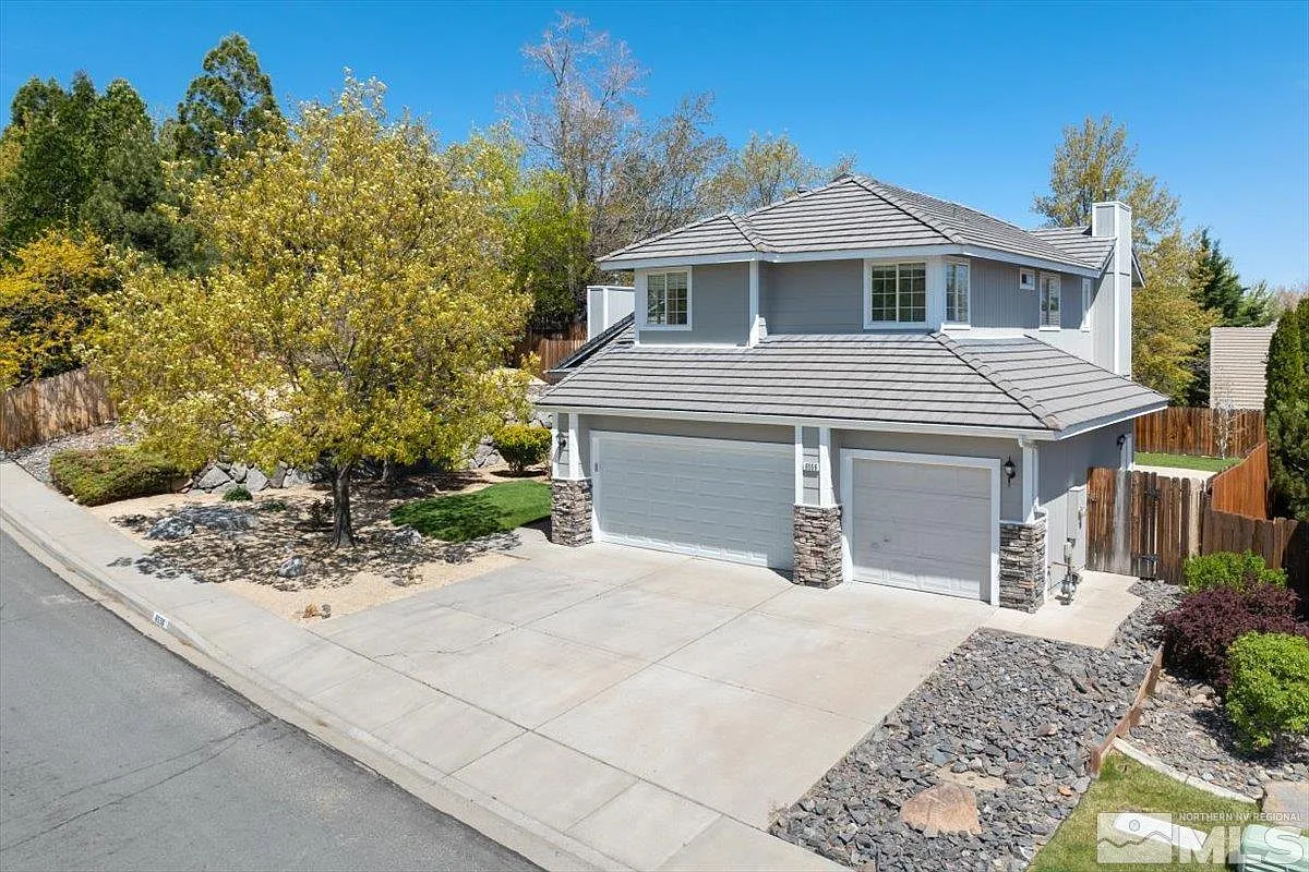 6556 Evans Creek Dr photo 1