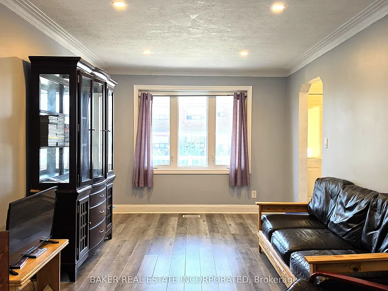 739 Vaughan Rd — Photo 6