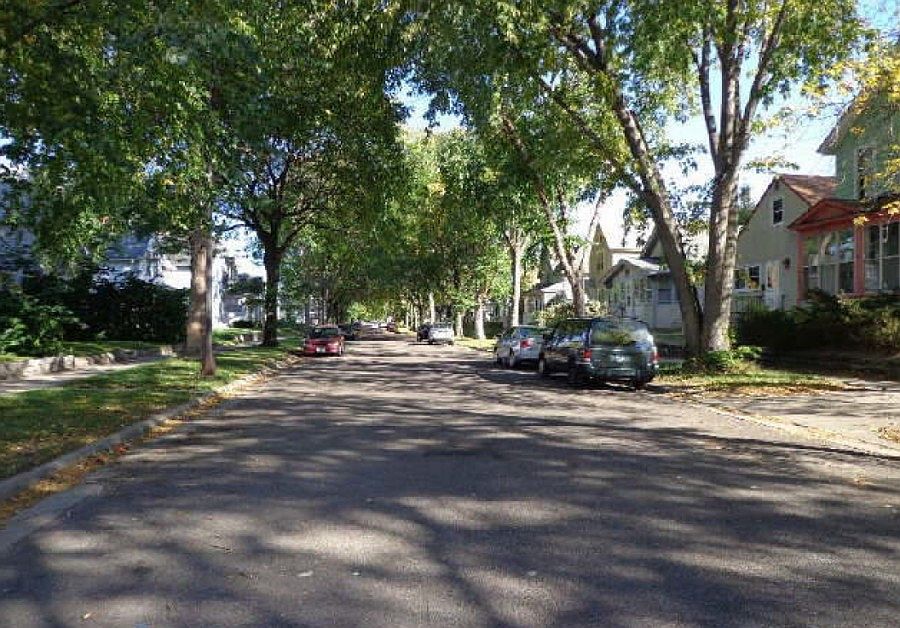 2nd image of 738 Van Buren Ave