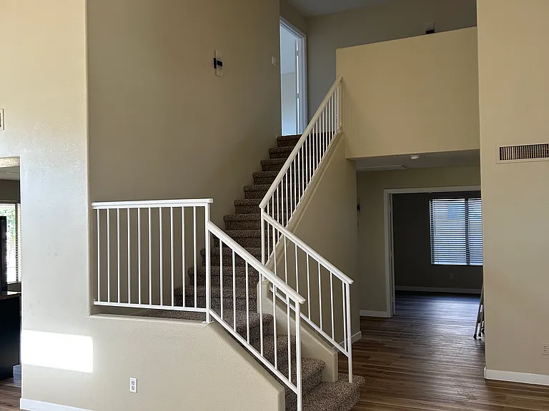 1120 W Canary Way — Photo 7