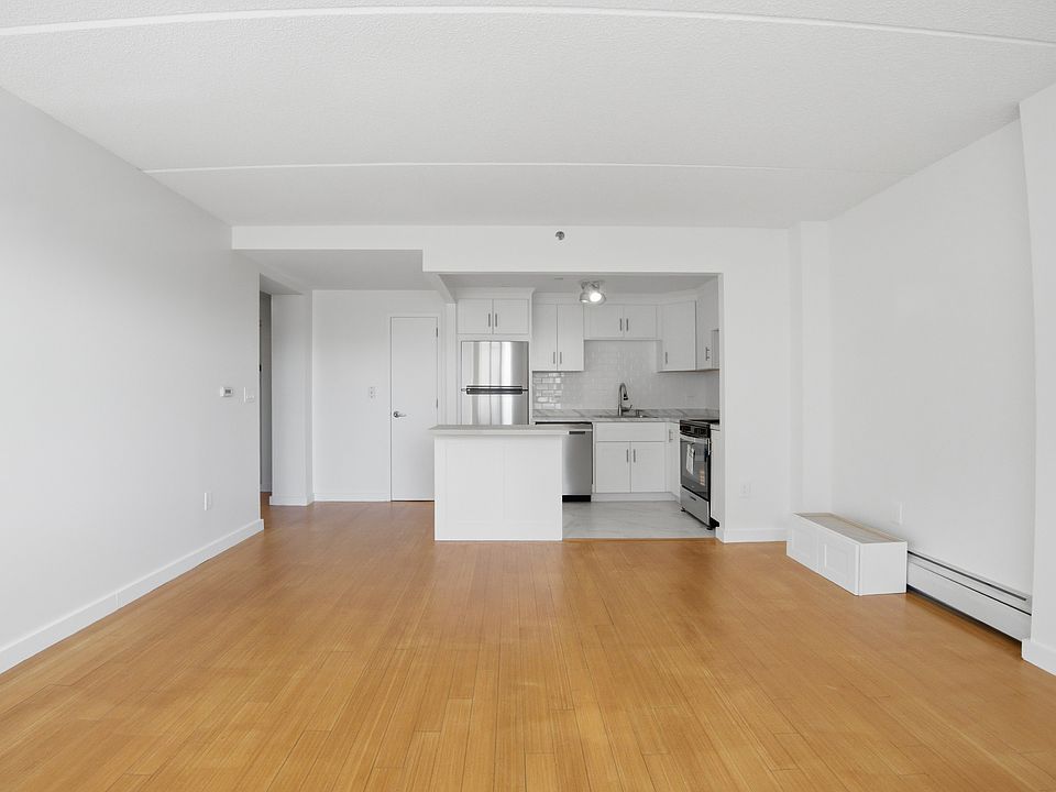 1st image of 3044 3rd Ave APT 6F
