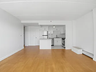 3044 Third Avenue, #6F
