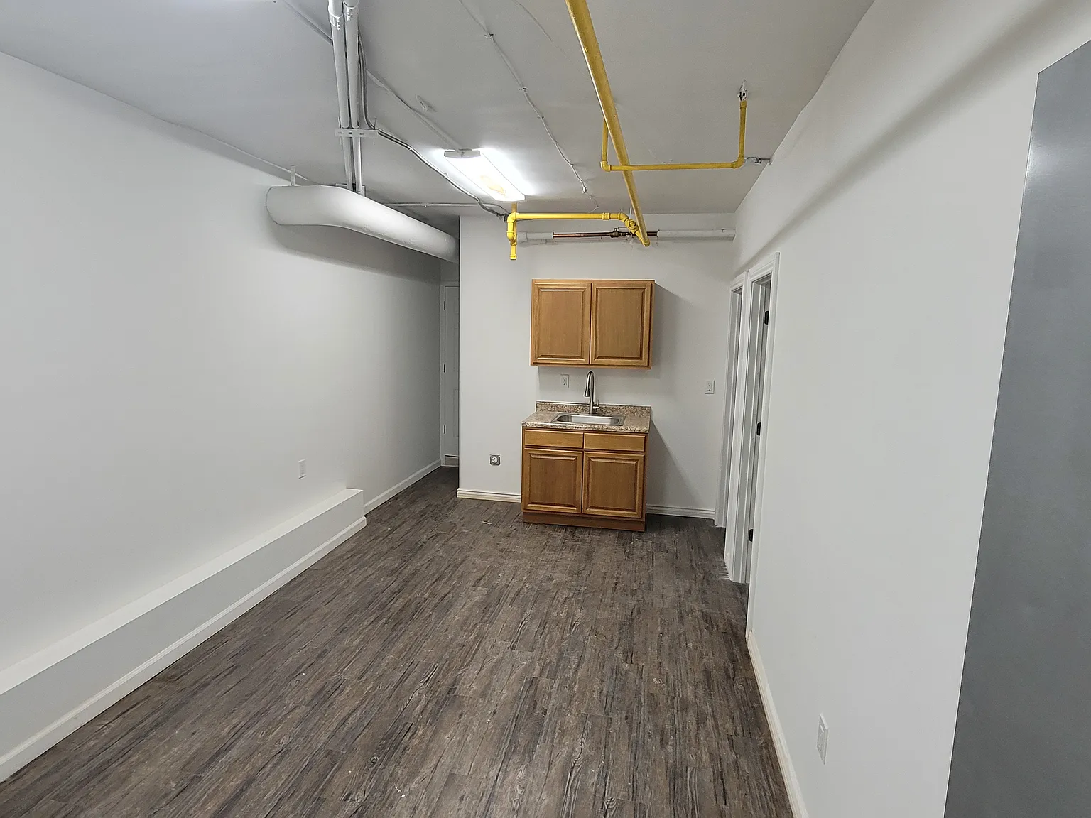 2 bed, 680 sqft, $1,895 — Photo 2