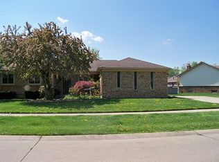 17576 Barry Dr, Clinton Township, MI 48038