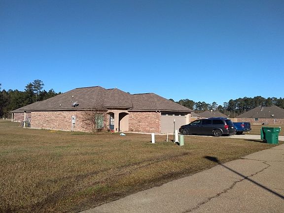 3rd image of 28417 Evangeline Ln