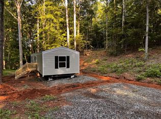 110 Starcraft Dr, Westminster, SC 29693